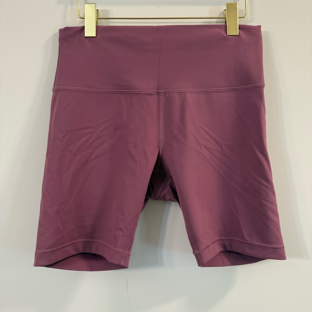 Women's Lululemon Mauve High-Waisted Bike Shorts